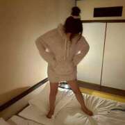 ひなの ひなのです? 逢って30秒で即尺