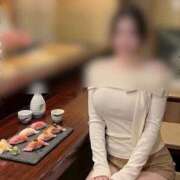 MOE ずっと楽しみにしていた銀座の鮨屋へ🍣🥢 ハイエンド東京