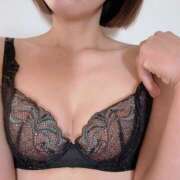 みちる 出勤♡ 恋する人妻