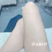 亜美(あみ) ナイショの話🎶 エクレア上野御徒町　天然貴姉乳舐手淫店