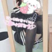 ゆりな☆激かわ巨乳美女♪ 三度の飯より！ いちご倶楽部