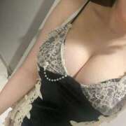 えな 明日14時〜22時‼️ ぷるるんギャング