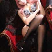 てん 11月ありがとうございました😘 The White