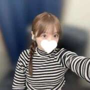 ひな◇ぴゅあカワ無垢美少女◇ ꒰  外涼しいね👶🏻  ꒱ H-ash（アッシュ）