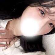 【すず】業界未経験の美形さん 出勤しました⭐️ バブルリングプラス