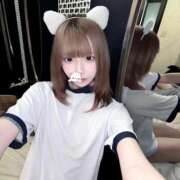 べりぃ ち〇び見えちゃってるｶﾓ!? E+アイドルスクール池袋店