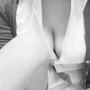 ヒメ日記 2025/09/19 14:42 投稿 佐久間みこと 全裸美女からのカゲキな誘惑