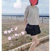 ヒメ日記 2025/12/27 18:01 投稿 さつき 逢って30秒で即尺