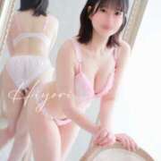 ヒメ日記 2025/04/30 22:38 投稿 ひより ノーパンエステ!?絶頂させる天使たち