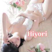 ヒメ日記 2025/08/10 22:08 投稿 ひより ノーパンエステ!?絶頂させる天使たち