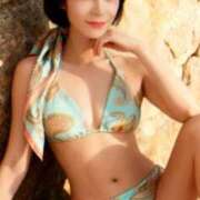 天海佑梨 A Little Insight for a Better Tomorrow プレジデントハウス