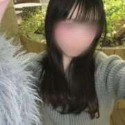 みおり 特別な季節の色がときめきを見せるよ 神田添い寝女子