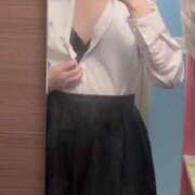 ヒメ日記 2025/11/30 00:17 投稿 七宮なぎ ハプニング痴漢電車or全裸入室