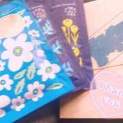 ひすい 【お礼】本指名Oさん📕🤍 渋谷くいーんず