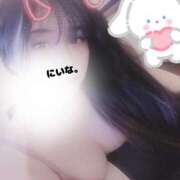 にいな☆未経験可愛い超清楚ぴゅあ 1回じゃ物足りない…。 PREMIUM萌え可愛いチョコレート～全てのステージで感動の体験を～