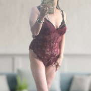 綾野 こんにちは おふくろ