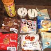 成海ゆか『アダルト』 出勤してます！💦今月最終日です😢🤍 ディオーネ