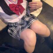 葉月 まりな 出勤してるよ💮 夜這い＆イメクラ 妄想する女学生たち 難波校