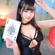 りな 11月もよろしくね💕︎ Versailles