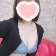 ヒメ日記 2026/04/01 12:02 投稿 朝陽ねい 全裸にされた女たちor欲しがり痴漢電車