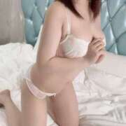 ヒメ日記 2025/04/13 08:47 投稿 ねおか 全裸のいいなり美女OR満員ちかん電車