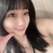 ヒメ日記 2025/03/13 10:48 投稿 飯島なゆか 断りきれない美人マッサージ嬢たち