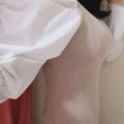 ヒメ日記 2025/04/01 15:57 投稿 飯島なゆか 断りきれない美人マッサージ嬢たち