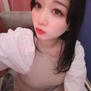 ヒメ日記 2025/10/11 16:45 投稿 飯島なゆか 断りきれない美人マッサージ嬢たち