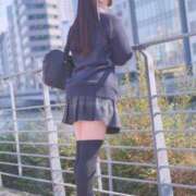 ヒメ日記 2025/12/29 18:56 投稿 春音　ゆず 妄想する女学生たち 梅田校