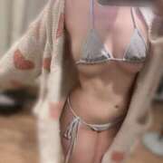 ヒメ日記 2025/06/16 09:00 投稿 かりん プールサイド