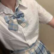 ヒメ日記 2025/11/05 11:00 投稿 かりん プールサイド