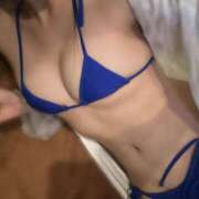 ヒメ日記 2026/03/01 12:00 投稿 かりん プールサイド