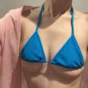 ヒメ日記 2026/03/16 22:00 投稿 かりん プールサイド