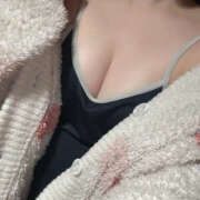 ヒメ日記 2026/04/12 10:00 投稿 かりん プールサイド