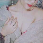 あみ/現役女子大学生 寝る前に、、🫣 ギャルズネットワーク大阪