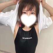 ヒメ日記 2024/12/18 22:00 投稿 【えな】業界未経験のドエロ美女 コーチと私と、ビート板･･･