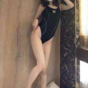 ヒメ日記 2025/06/15 13:03 投稿 【えな】業界未経験のドエロ美女 コーチと私と、ビート板･･･