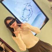 ヒメ日記 2025/10/28 21:19 投稿 【えな】業界未経験のドエロ美女 コーチと私と、ビート板･･･