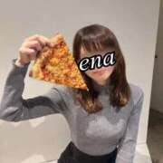 ヒメ日記 2025/11/13 21:03 投稿 【えな】業界未経験のドエロ美女 コーチと私と、ビート板･･･