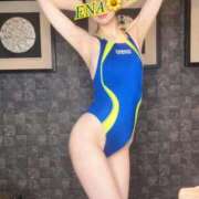 ヒメ日記 2025/12/11 19:13 投稿 【えな】業界未経験のドエロ美女 コーチと私と、ビート板･･･