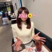 ヒメ日記 2026/01/04 13:33 投稿 【えな】業界未経験のドエロ美女 コーチと私と、ビート板･･･