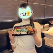 ヒメ日記 2026/01/13 13:23 投稿 【えな】業界未経験のドエロ美女 コーチと私と、ビート板･･･