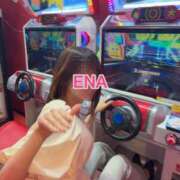 ヒメ日記 2026/07/10 12:23 投稿 【えな】業界未経験のドエロ美女 コーチと私と、ビート板･･･