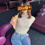 ヒメ日記 2026/07/24 12:23 投稿 【えな】業界未経験のドエロ美女 コーチと私と、ビート板･･･