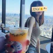 ヒメ日記 2026/08/17 12:13 投稿 【えな】業界未経験のドエロ美女 コーチと私と、ビート板･･･