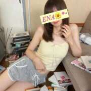 ヒメ日記 2026/08/31 12:03 投稿 【えな】業界未経験のドエロ美女 コーチと私と、ビート板･･･