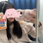 夢野あずさ おはよーー^. .^ ੭ First Class