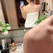 平松 あみ 2日連組のお誘い♡ 人妻セレブ宮殿