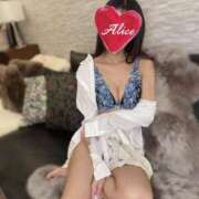 ヒメ日記 2025/05/18 08:41 投稿 白雪 ありす キングアンドクイーン