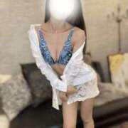 ヒメ日記 2025/08/22 09:38 投稿 白雪 ありす キングアンドクイーン